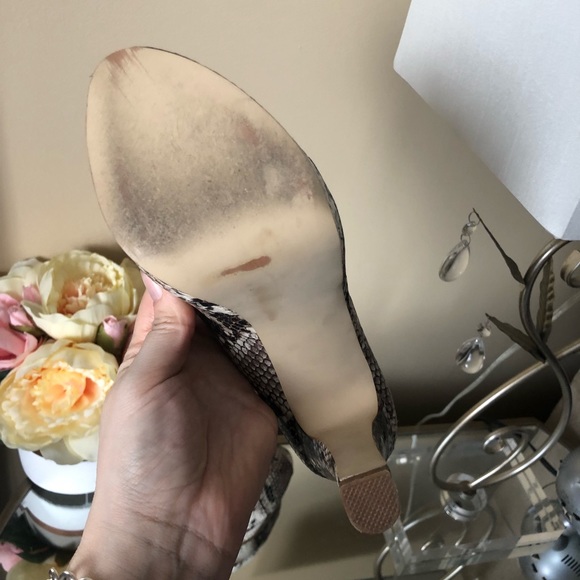 STEVE MADDEN Platform Snakeskin Heels - Picture 7 of 7